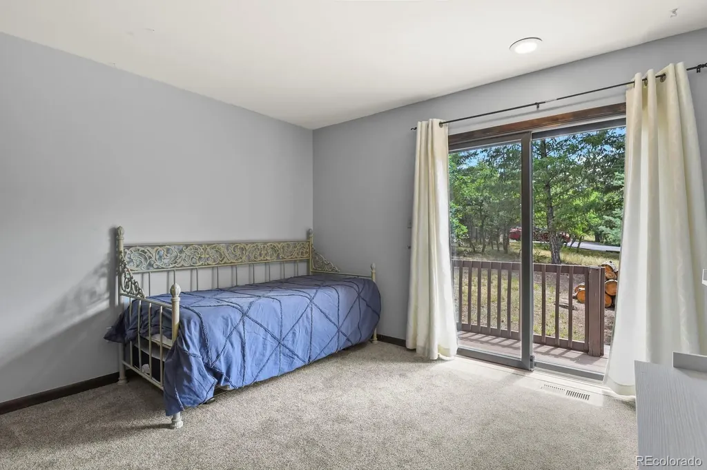 4751 Red Rock Drive Larkspur CO 80118