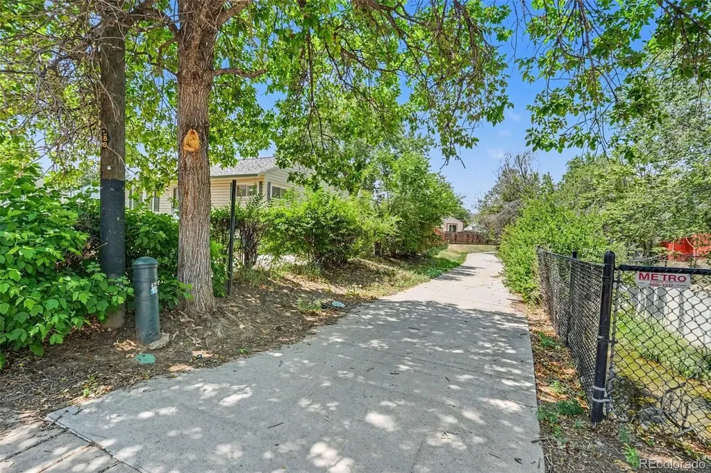 529 S Wolff Street Denver CO 80219