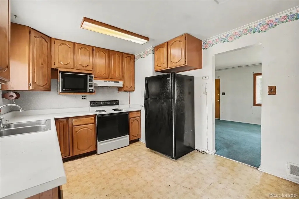 529 S Wolff Street Denver CO 80219