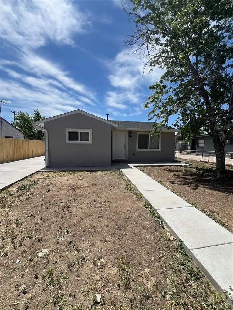 6751 Birch Street Commerce City CO 80022