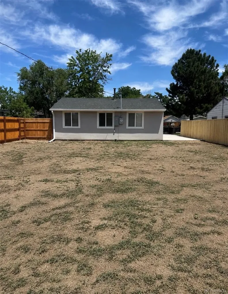 6751 Birch Street Commerce City CO 80022