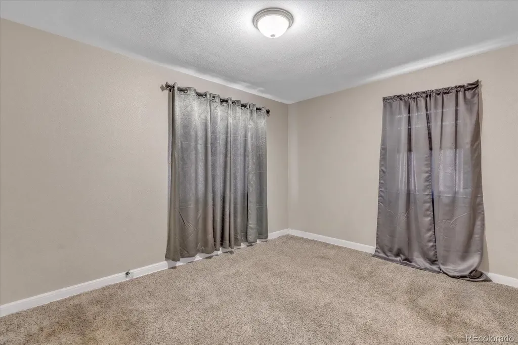 7140 E 60th Way Commerce City CO 80022