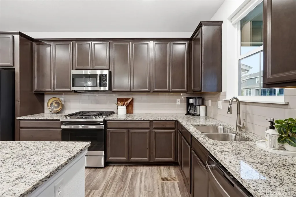 847 Rosevine Lane Erie CO 80516