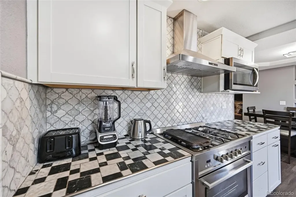 4210 E 100th Avenue Thornton CO 80229