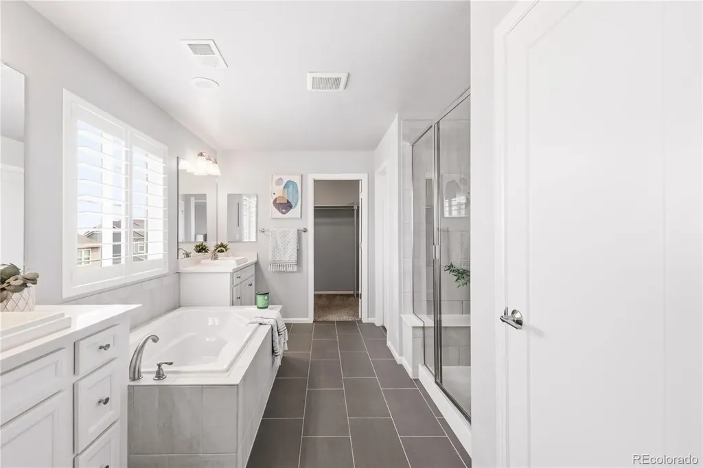 27141 E Frost Place Aurora CO 80016