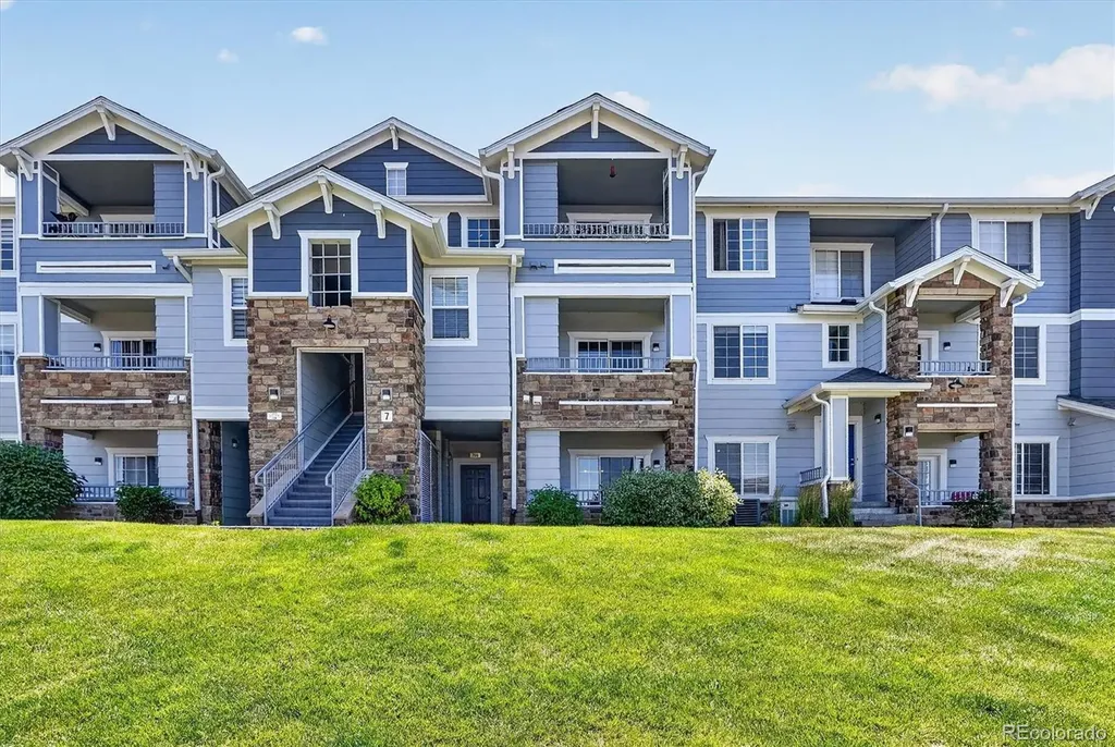 5255 Memphis Street Denver CO 80239