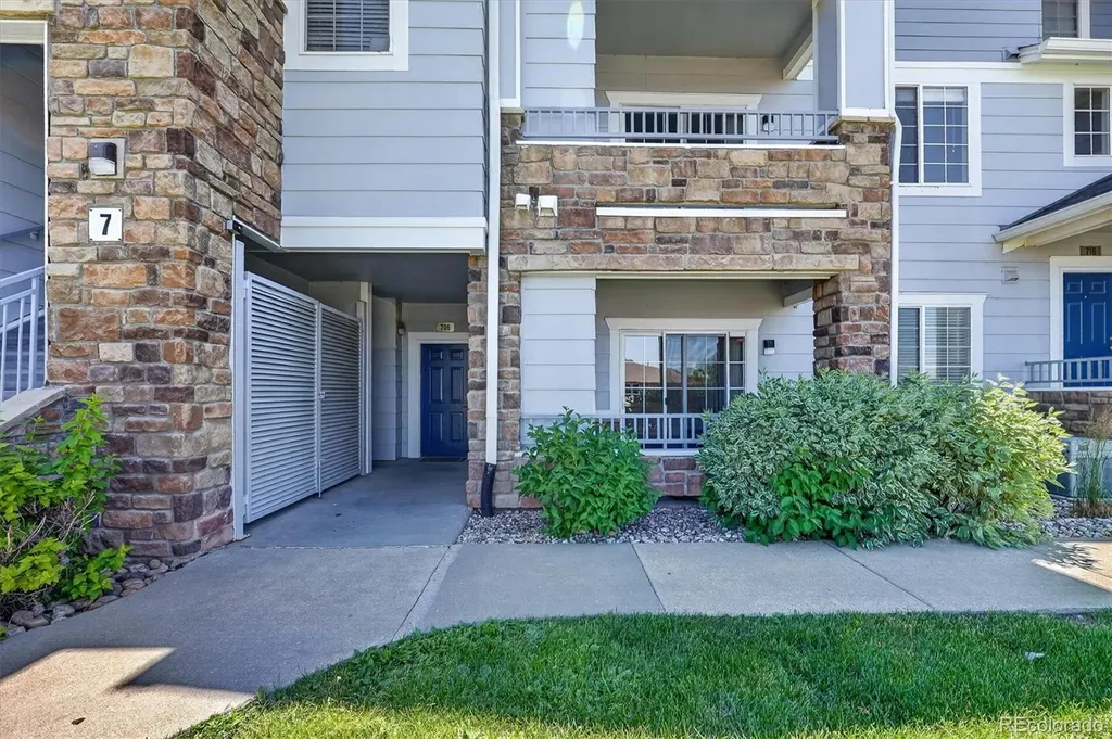 5255 Memphis Street Denver CO 80239