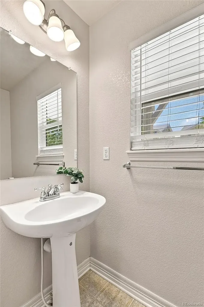4466 S Independence Street Littleton CO 80123