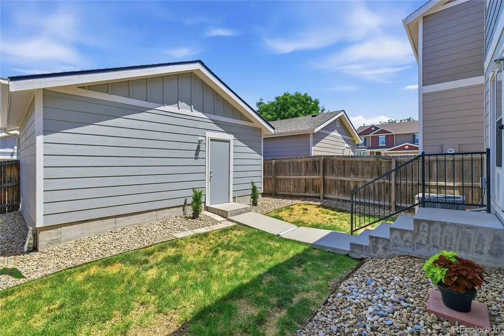 4466 S Independence Street Littleton CO 80123