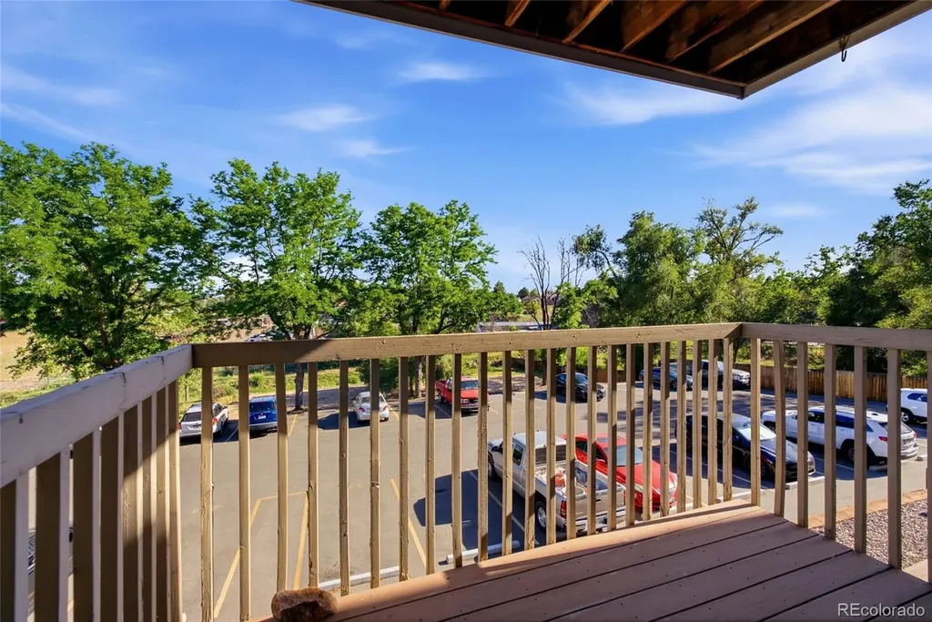 381 S Ames Street Lakewood CO 80226