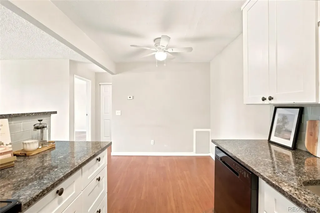 381 S Ames Street Lakewood CO 80226