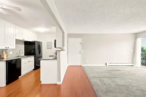 381 S Ames Street Lakewood CO 80226