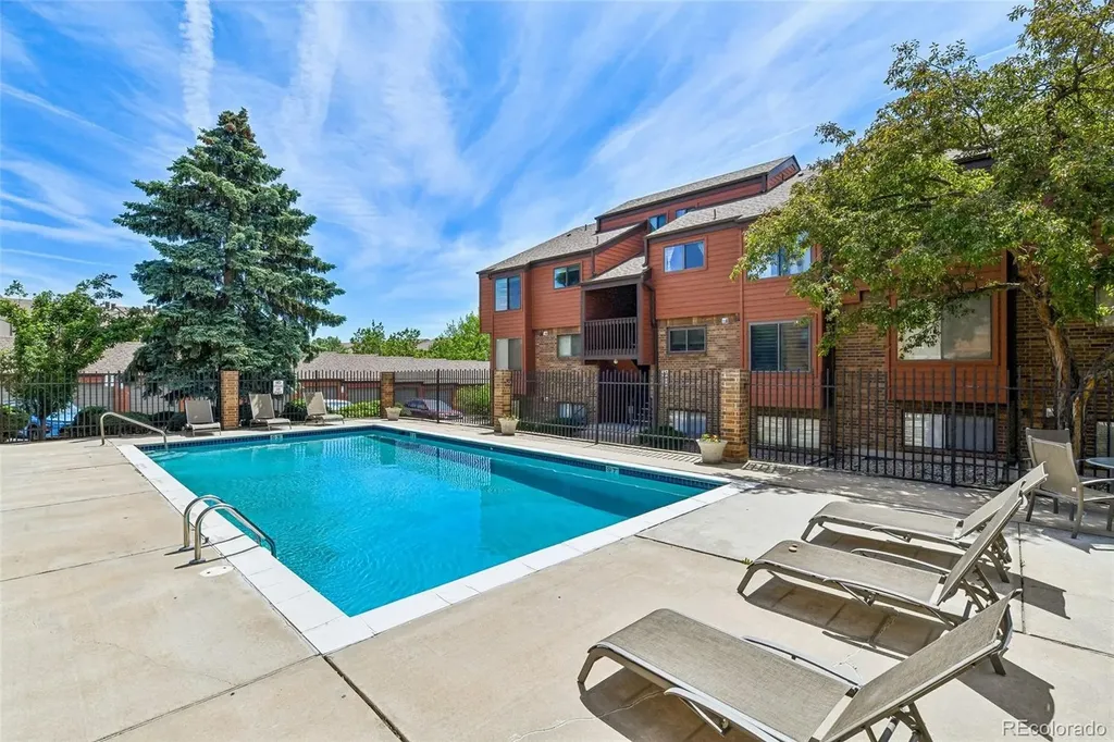 443 Wright Street Lakewood CO 80228