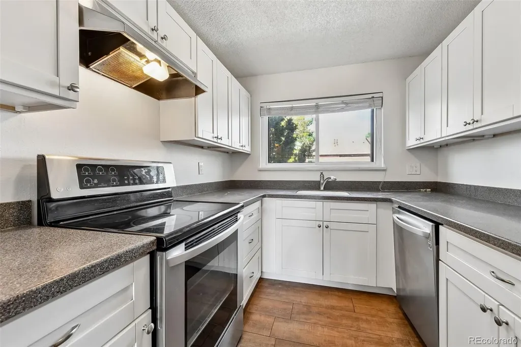 443 Wright Street Lakewood CO 80228