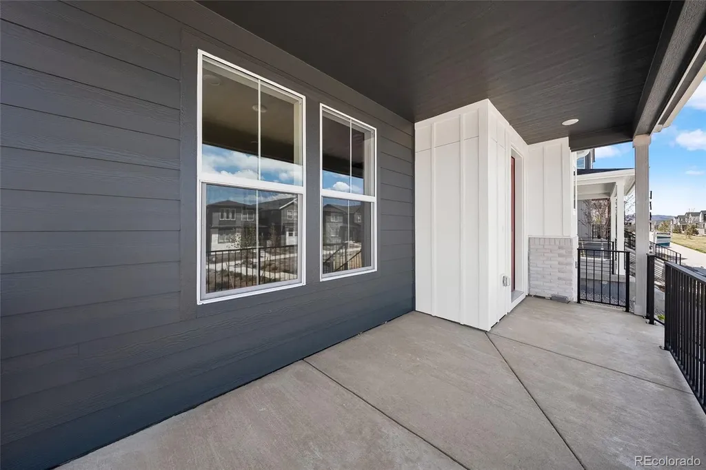 8741 Whiteclover Street Littleton CO 80125