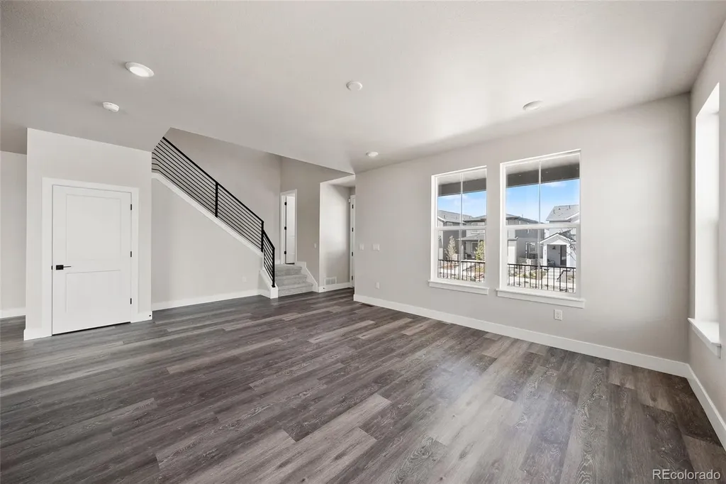8741 Whiteclover Street Littleton CO 80125