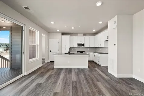 8741 Whiteclover Street Littleton CO 80125