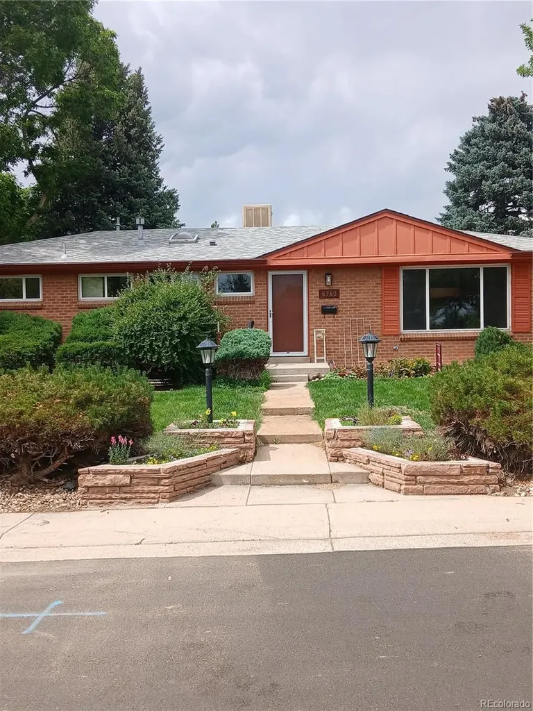 6763 S Ash Way Centennial CO 80122