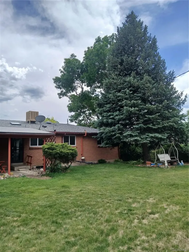 6763 S Ash Way Centennial CO 80122