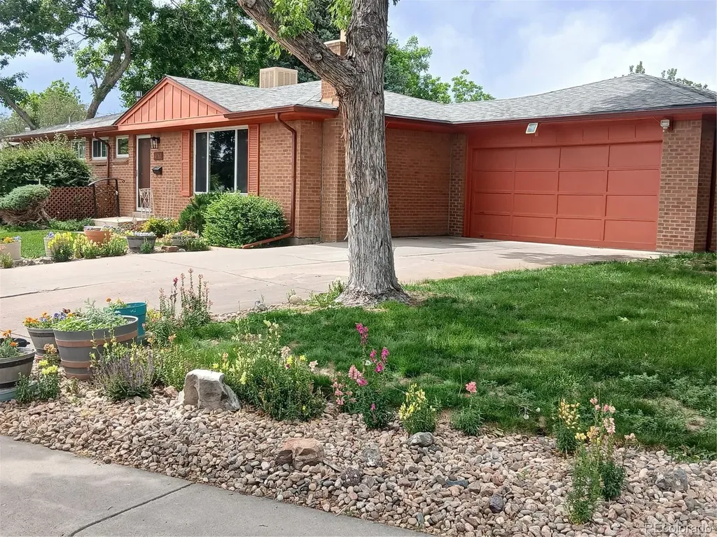 6763 S Ash Way Centennial CO 80122