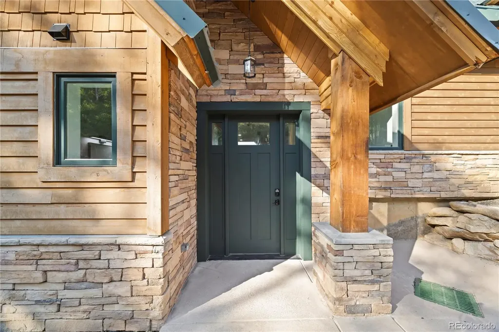 11867 Coal Creek Heights Drive Golden CO 80403