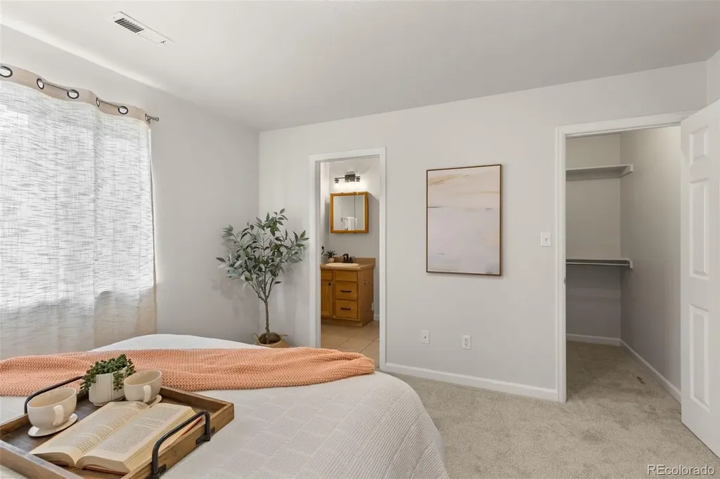 879 S Newton Street Denver CO 80219