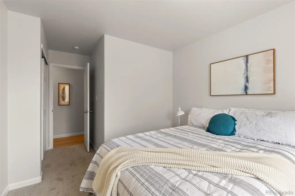 879 S Newton Street Denver CO 80219