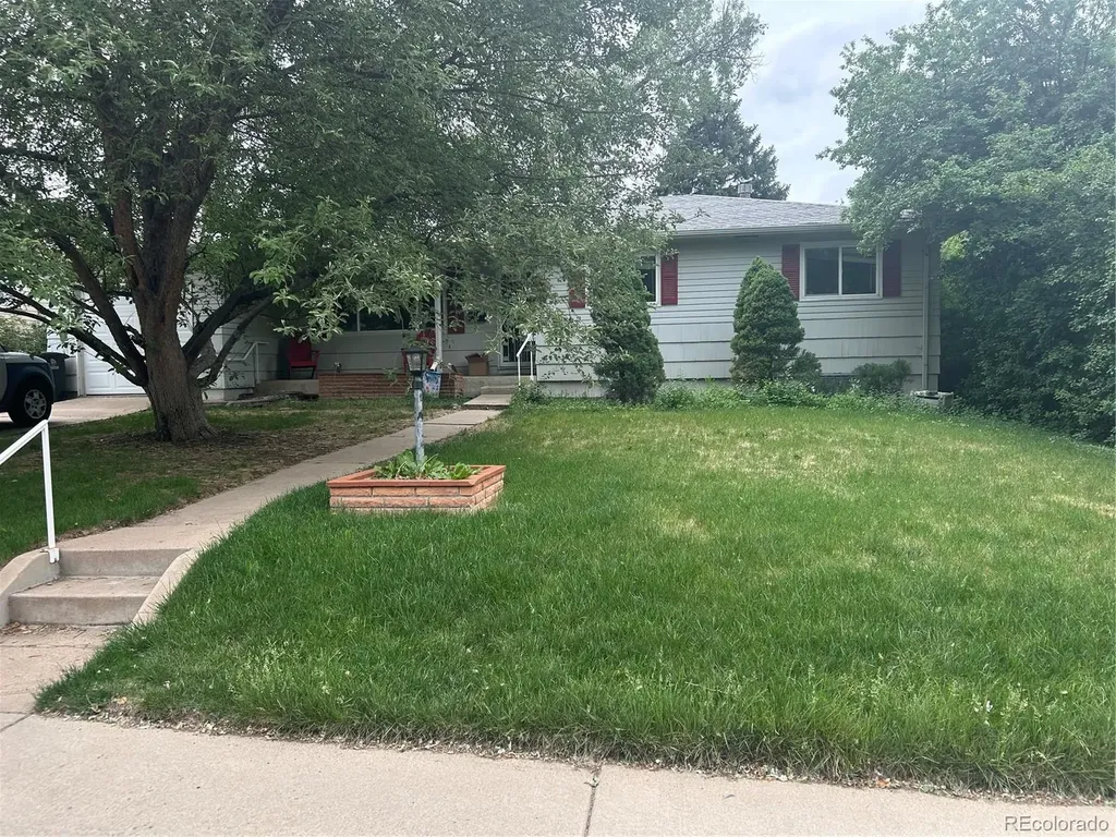 5326 E Atlantic Place Denver CO 80222