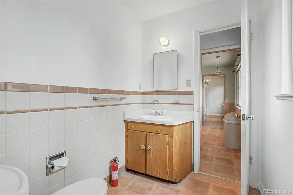 5326 E Atlantic Place Denver CO 80222