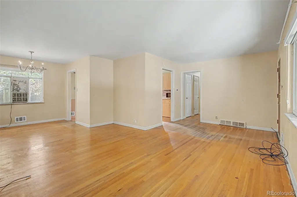 5326 E Atlantic Place Denver CO 80222