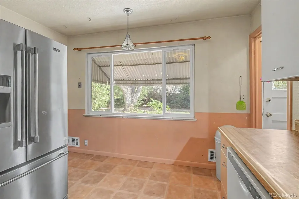 5326 E Atlantic Place Denver CO 80222