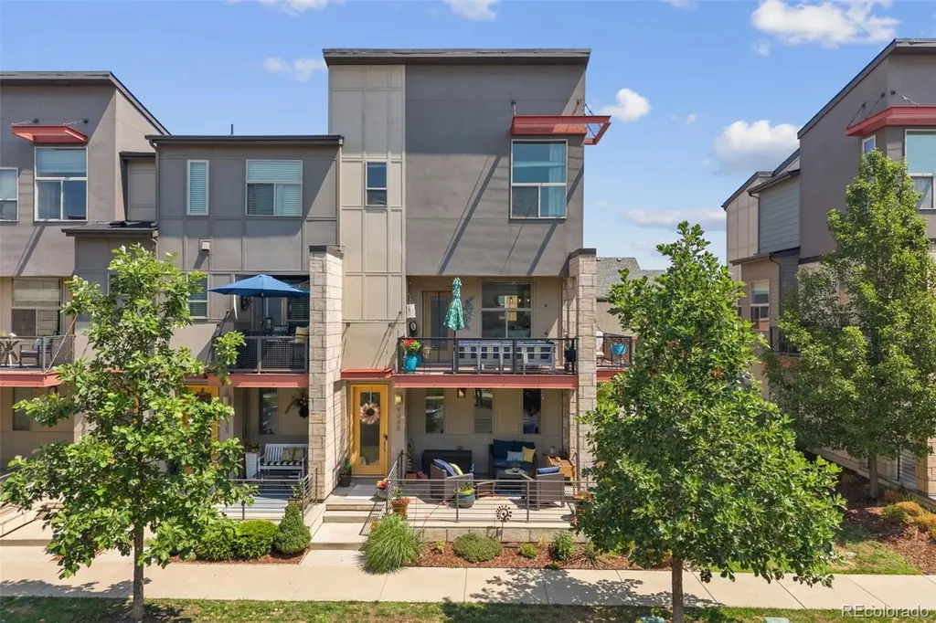 9045 E 49th Place Denver CO 80238