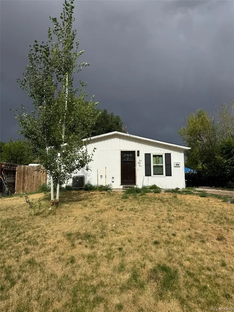 454 Birch Street Hudson CO 80642