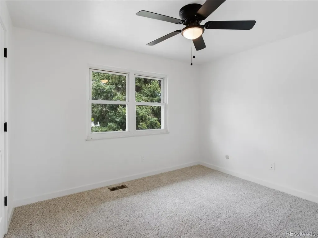 5576 W Hinsdale Place Littleton CO 80128