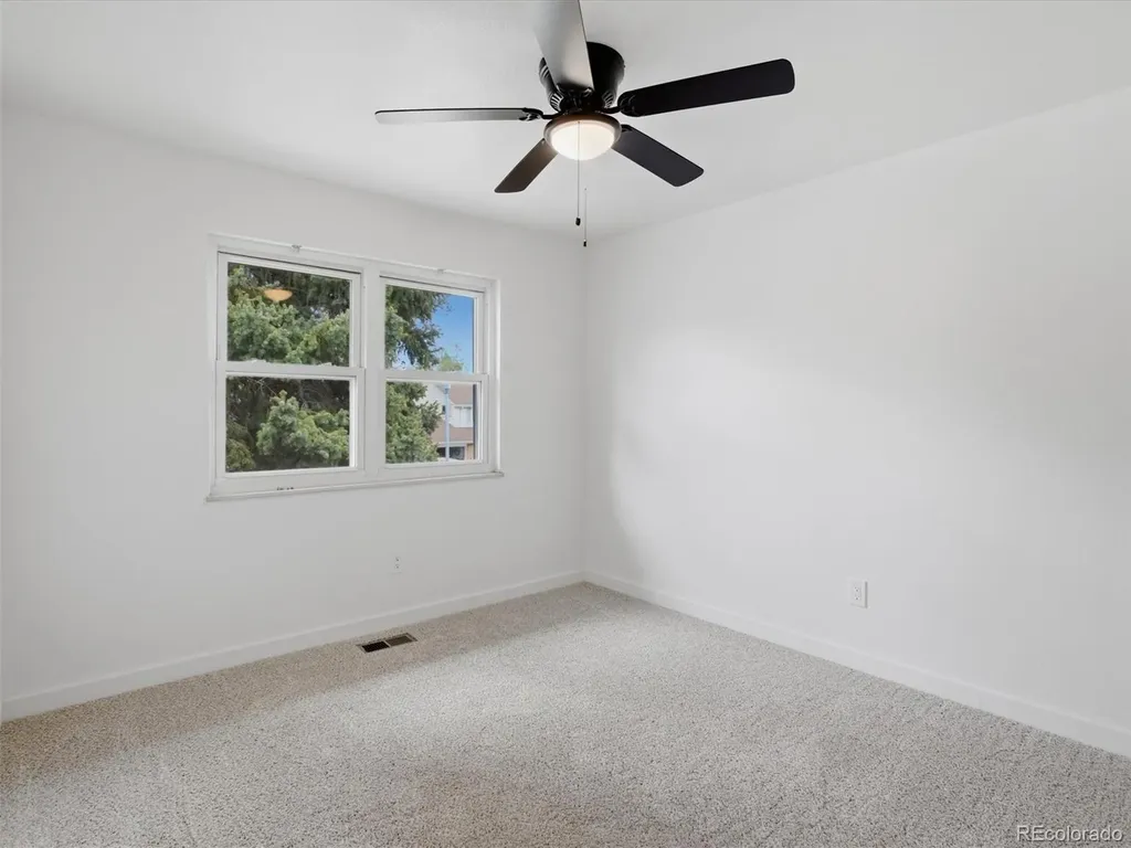 5576 W Hinsdale Place Littleton CO 80128