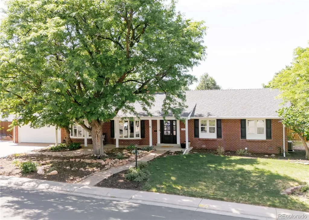 3931 S Hillcrest Drive Denver CO 80237