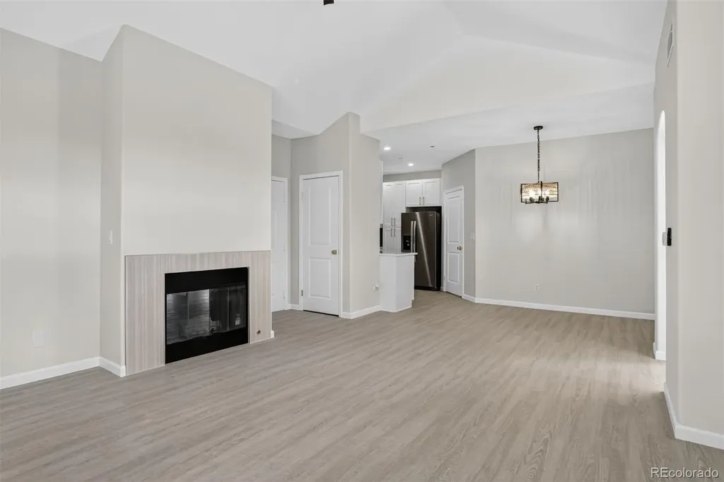 1631 W Canal Circle Littleton CO 80120
