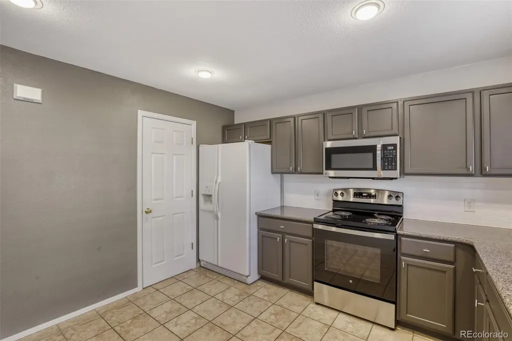 3637 Dexter Court Denver CO 80207