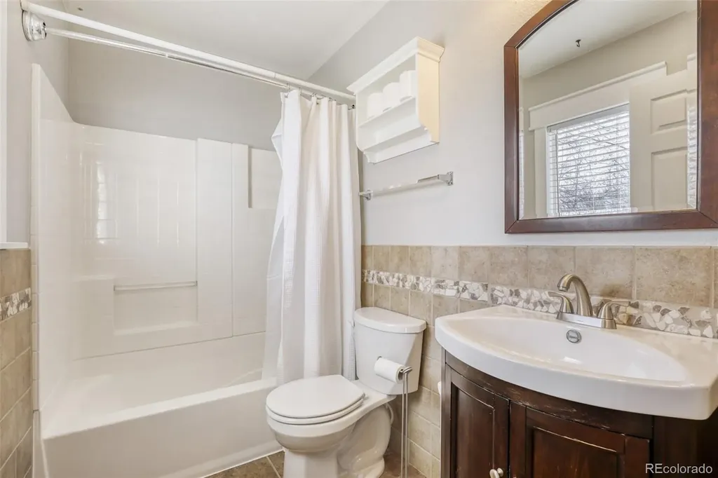 3637 Dexter Court Denver CO 80207
