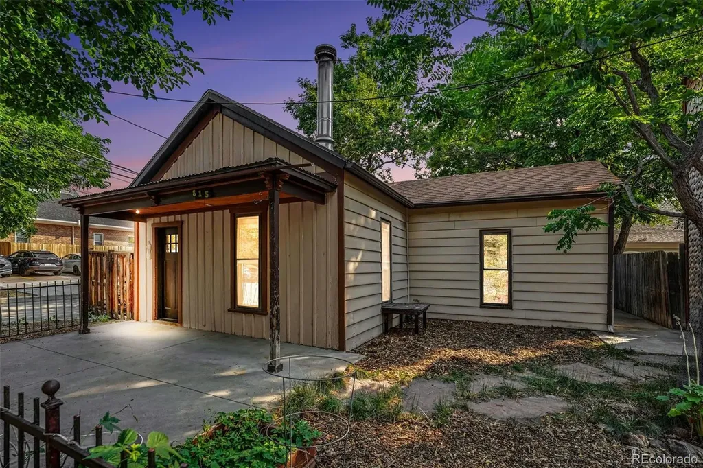 815 Arapahoe Street Golden CO 80401