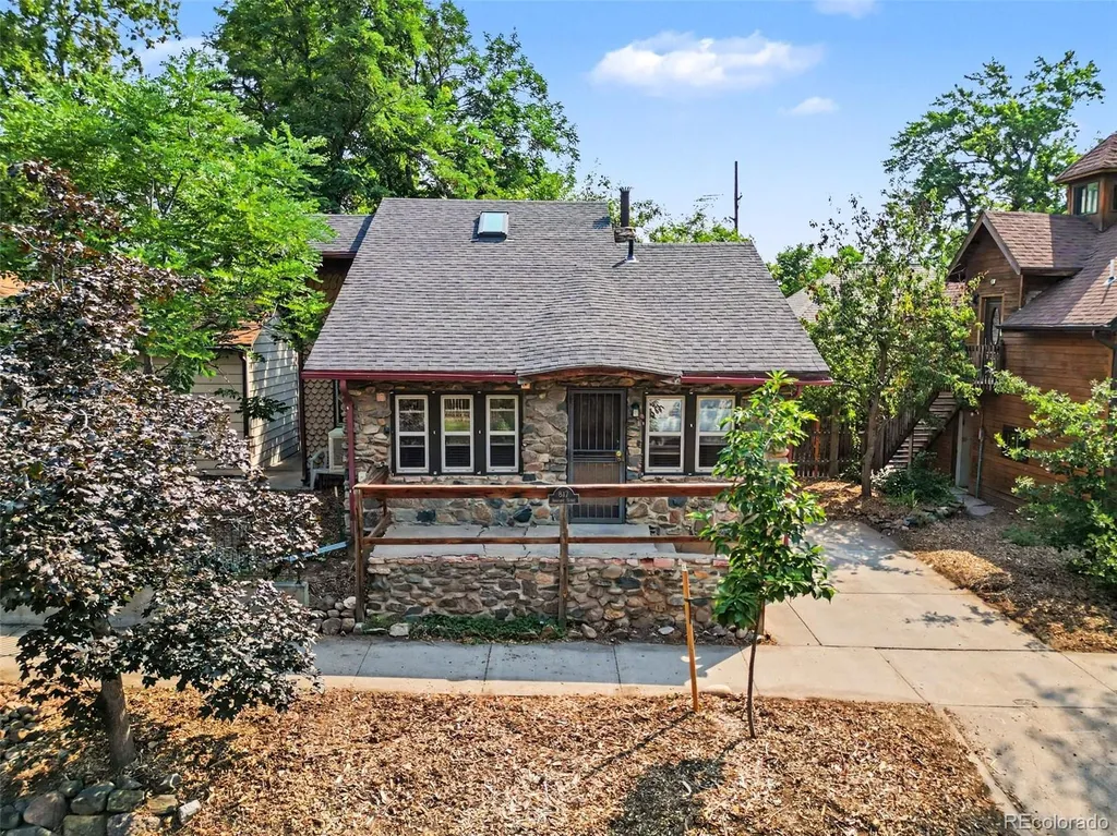 815 Arapahoe Street Golden CO 80401