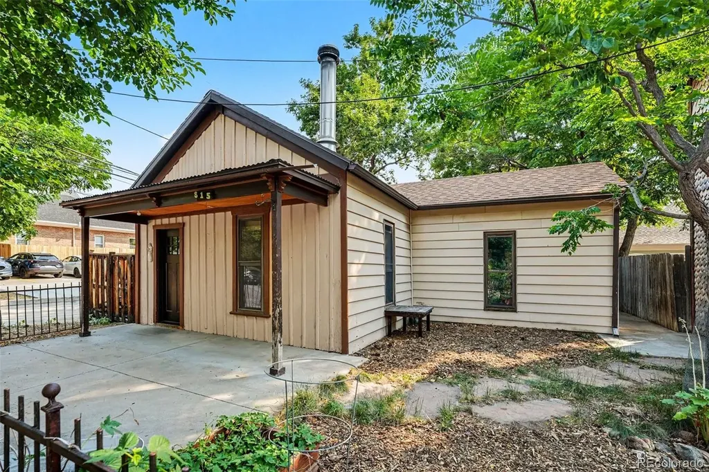 815 Arapahoe Street Golden CO 80401