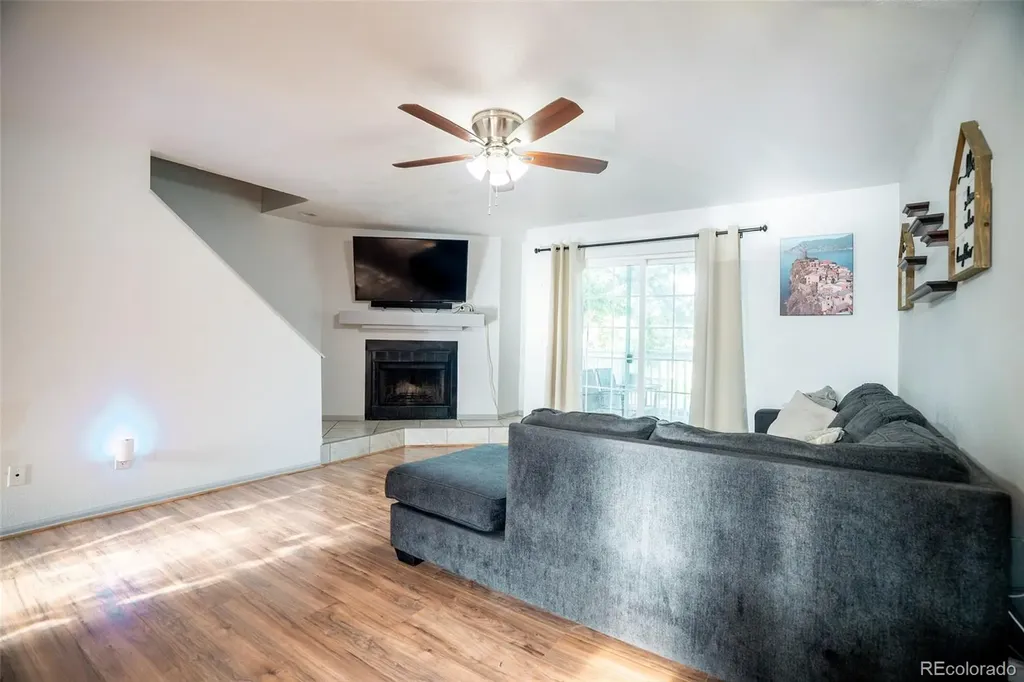 4107 S Rifle Way Aurora CO 80013