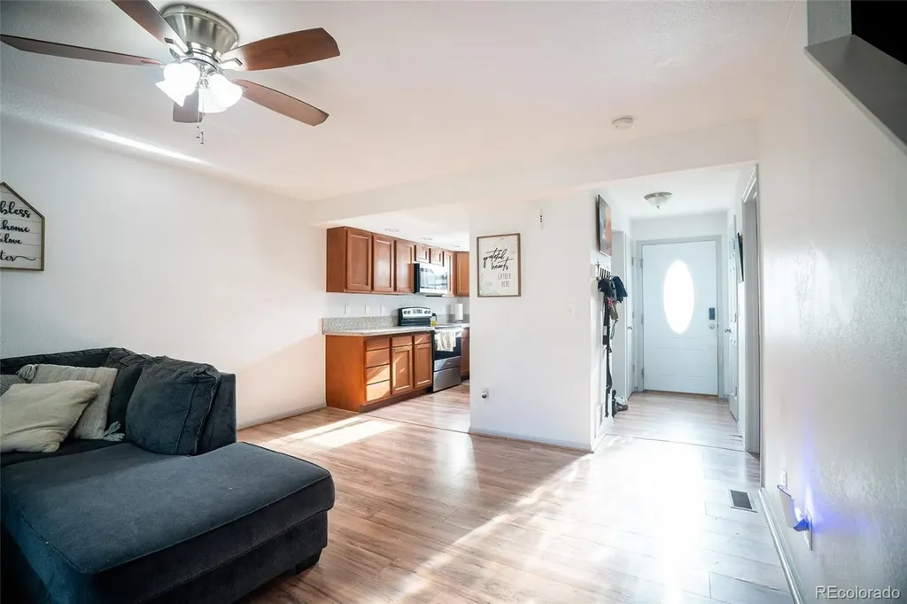 4107 S Rifle Way Aurora CO 80013