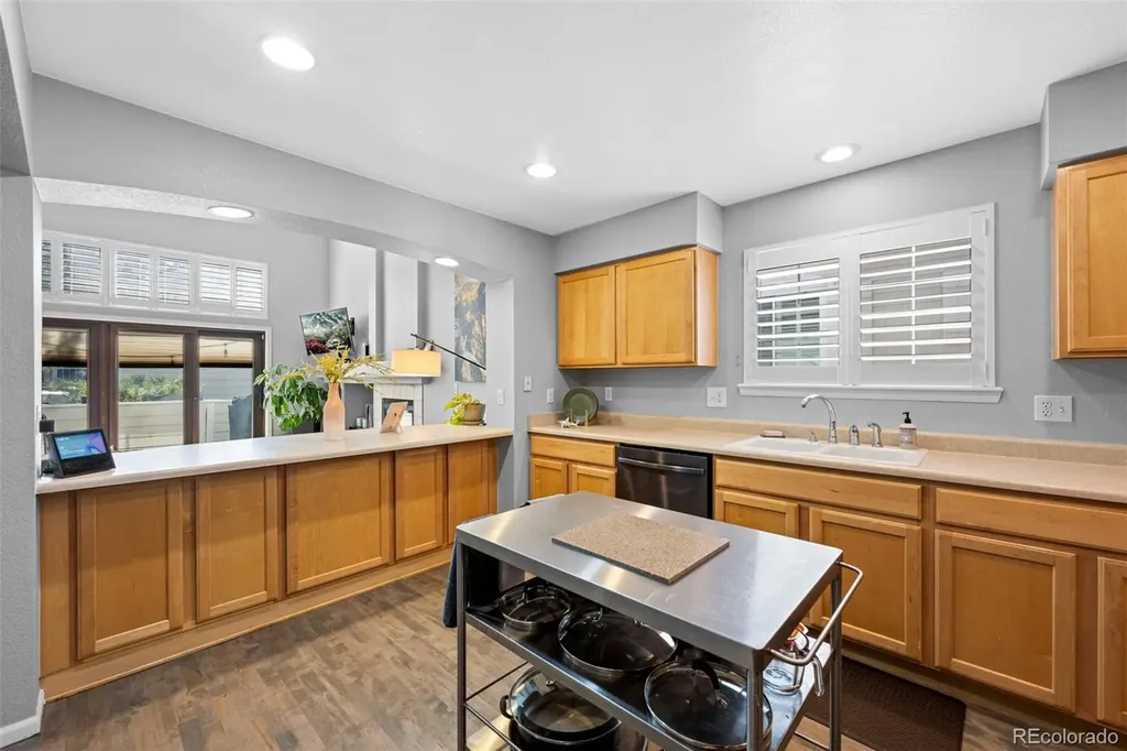 4124 E Hinsdale Circle Centennial CO 80122