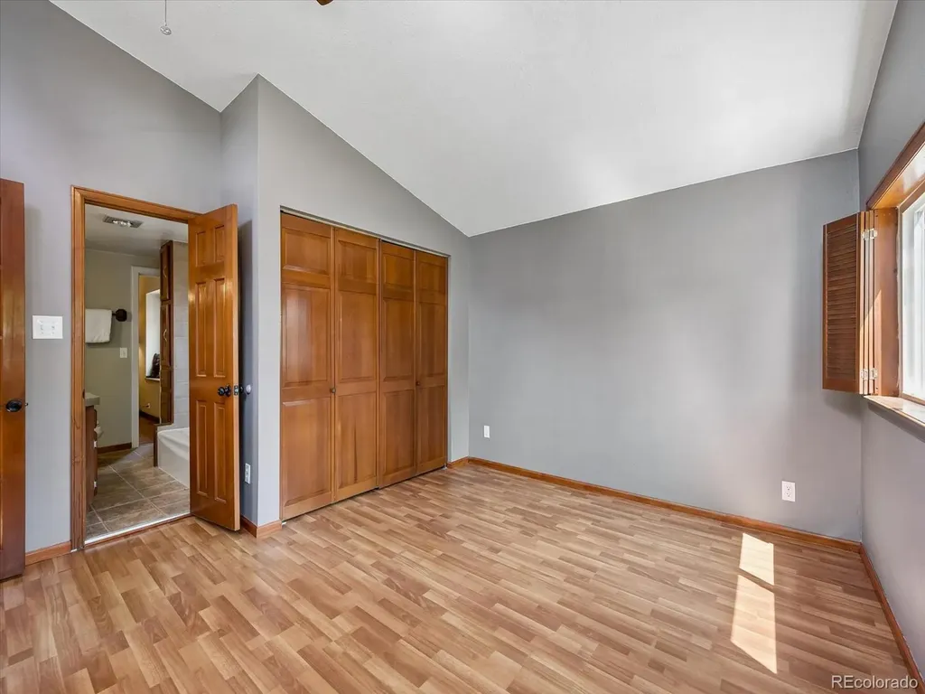 3182 S Logan Street Englewood CO 80113
