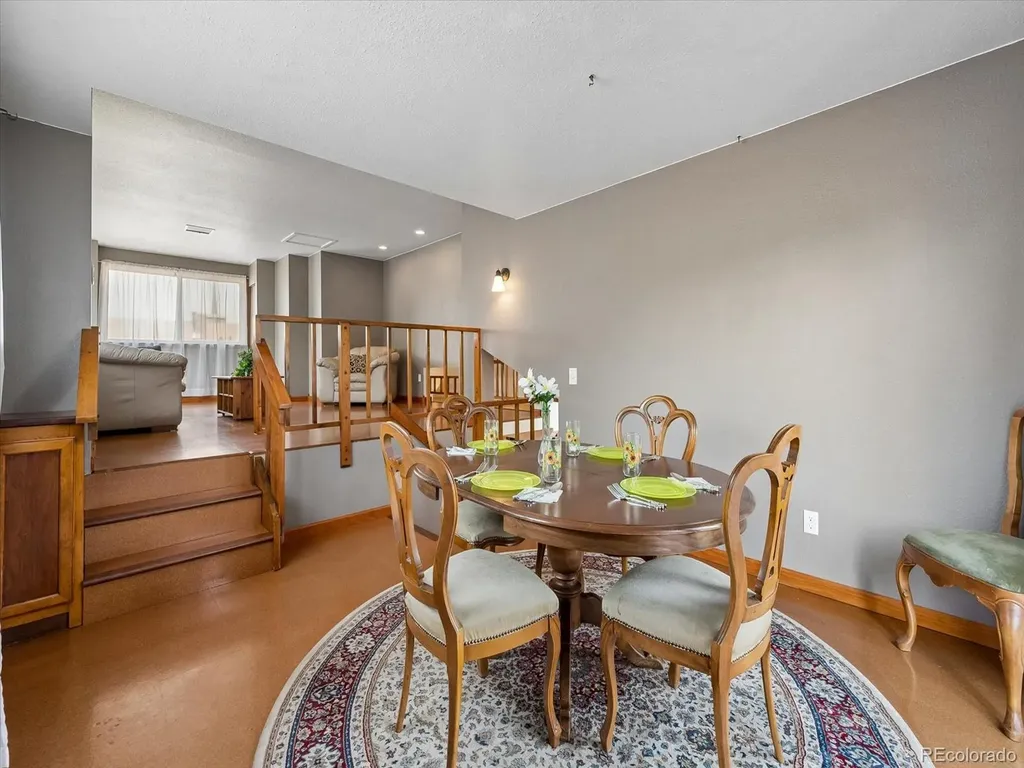 3182 S Logan Street Englewood CO 80113