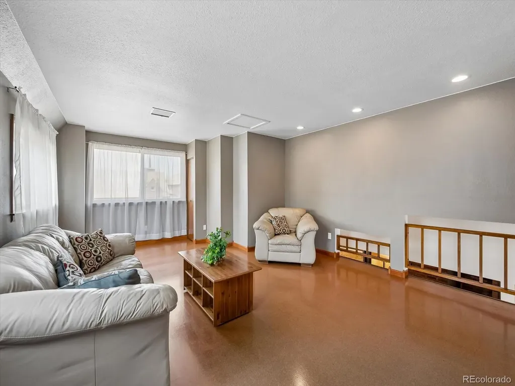 3182 S Logan Street Englewood CO 80113