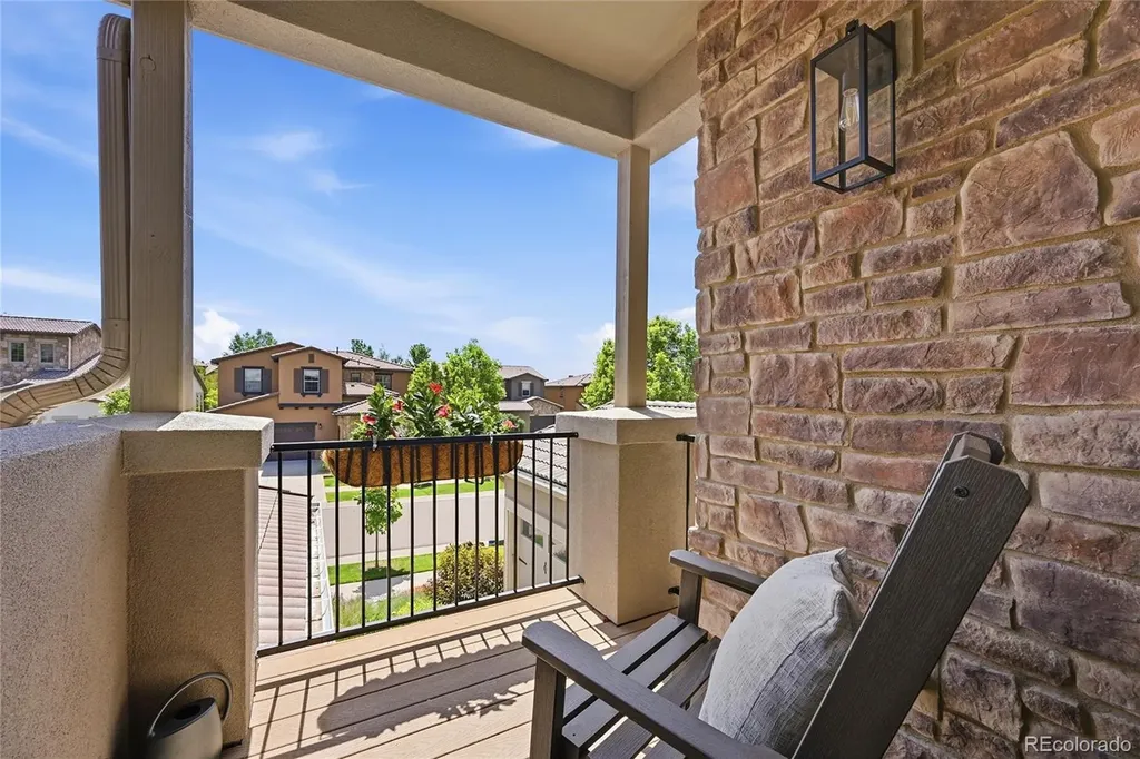 2383 S Lupine Way Lakewood CO 80228