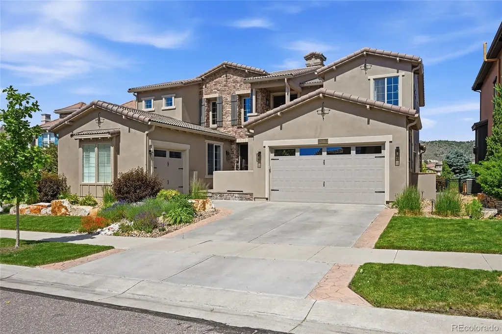 2383 S Lupine Way Lakewood CO 80228